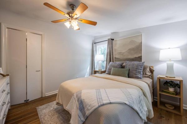 Downtown Less Than 1 Miles To Uga Holiday home *